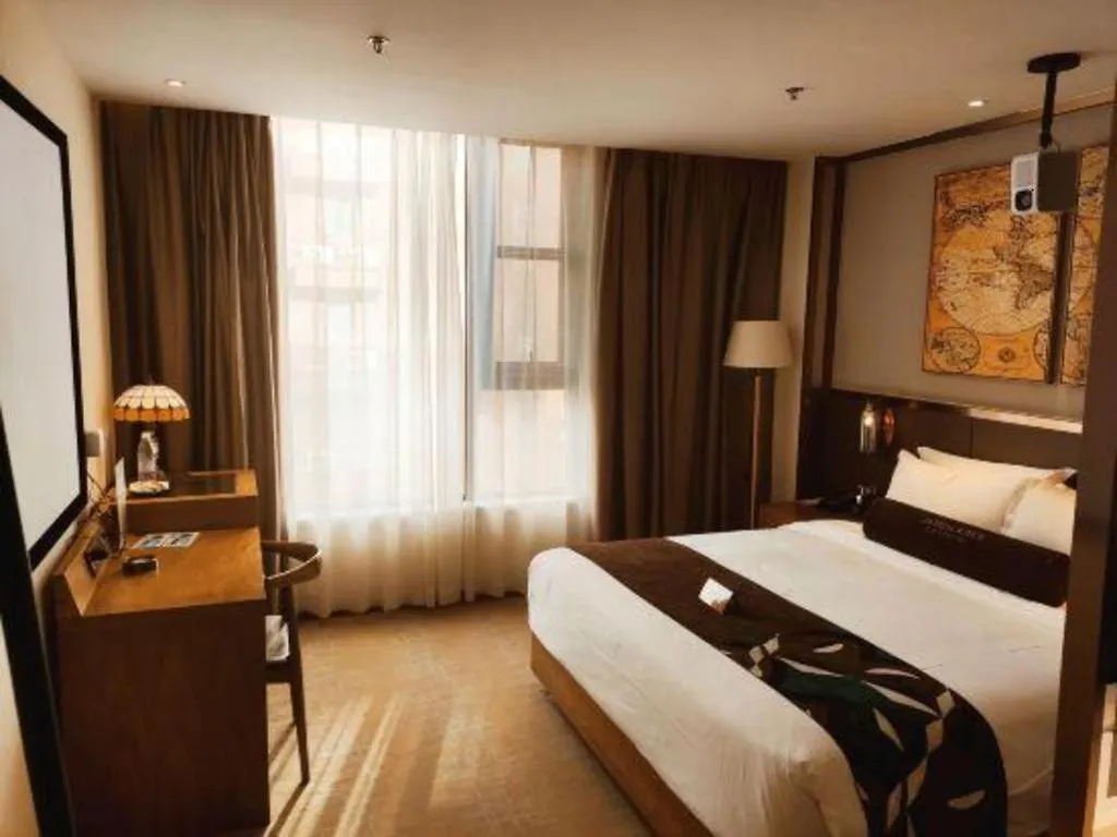 *** Hotel James Joyce Coffetel Zhengzhou Aquarium Chenyan Flower China