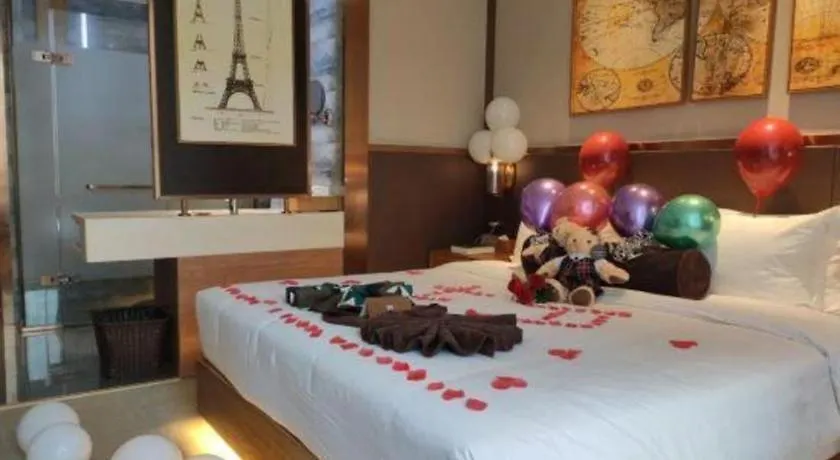 James Joyce Coffetel Zhengzhou Aquarium Chenyan Flower