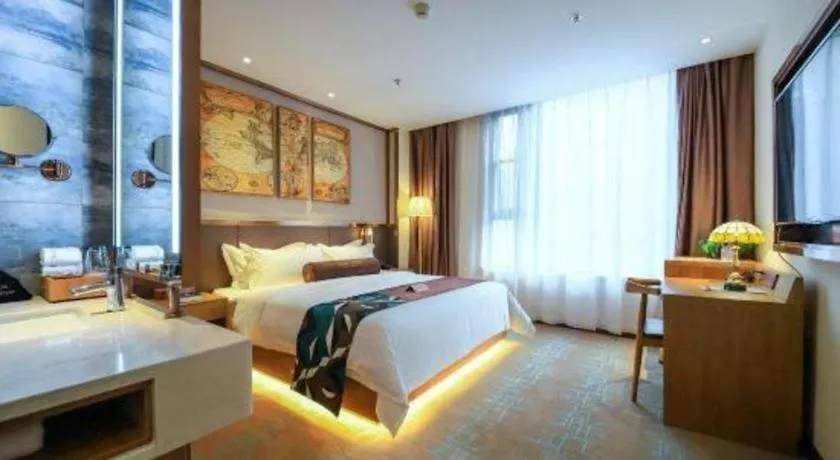James Joyce Coffetel Zhengzhou Aquarium Chenyan Flower 3*,
